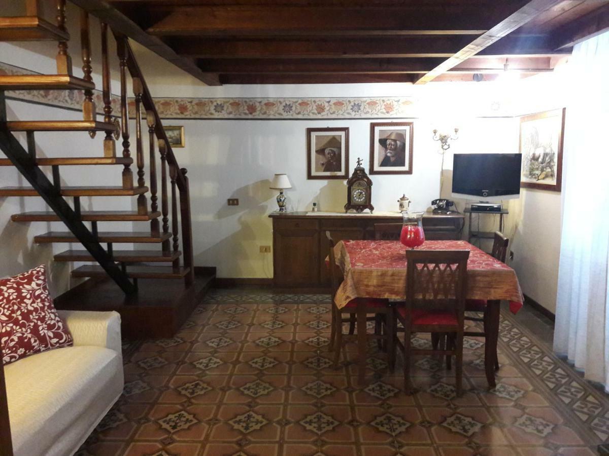 Casa De Spuches Villa ปาแลร์โม ภายนอก รูปภาพ